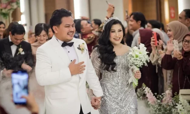 Boiyen Mengajukan Gugatan Cerai, Netizen Ramai Spekulasi