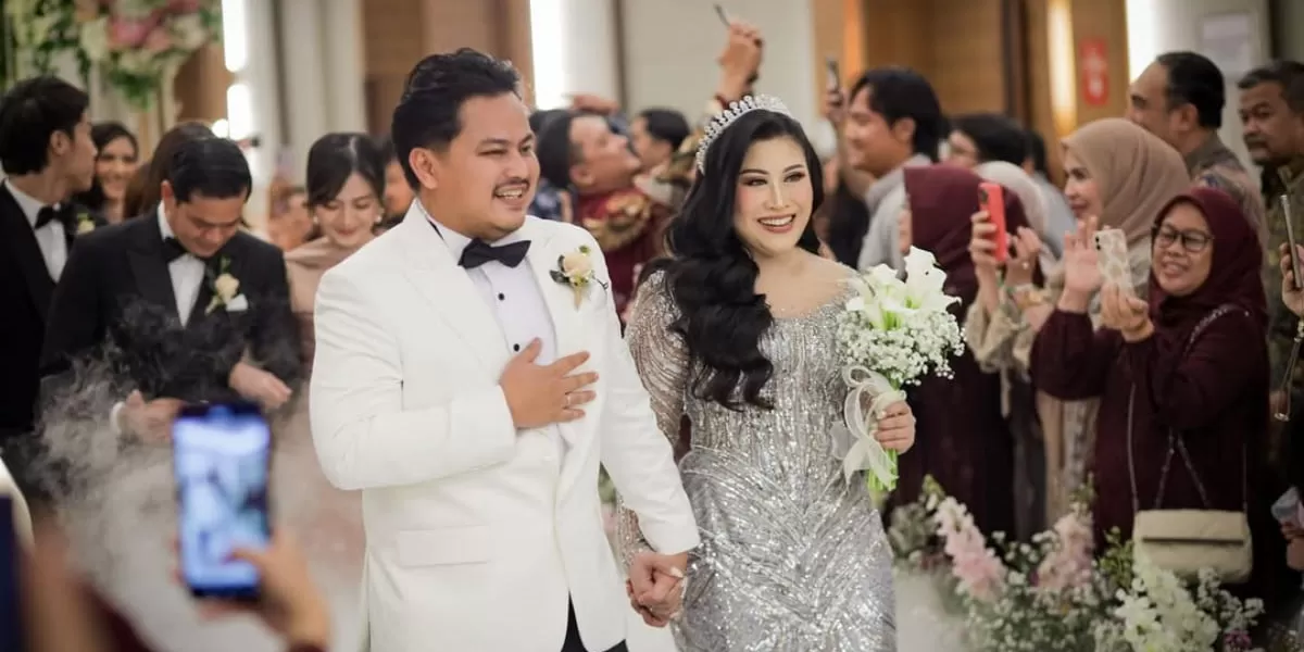 Boiyen Mengajukan Gugatan Cerai, Netizen Ramai Spekulasi