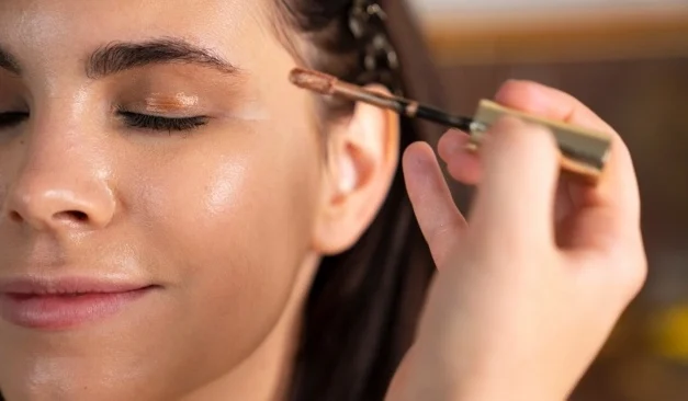 Cantik Seharian! Tips Make Up Tahan Lama Di Cuaca Panas