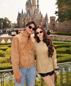 Couple Goals! Gaya Mahalini & Rizky Febian Liburan Di Jepang