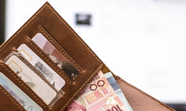 Dompet Bisa Terdampak! Rupiah Melemah, Harga Bisa Naik