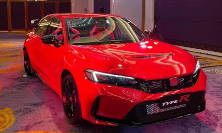 Civic Type R, Hot Hatch Impian Para Pecinta Performa Tinggi