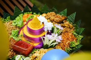 Nasi Tumpeng: Kuliner Tradisi Indonesia Penuh Filosofi Dan Rasa