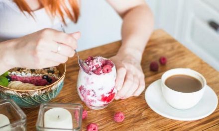 Yogurt: Solusi Lezat Atasi Gas Berlebih Akibat Maag