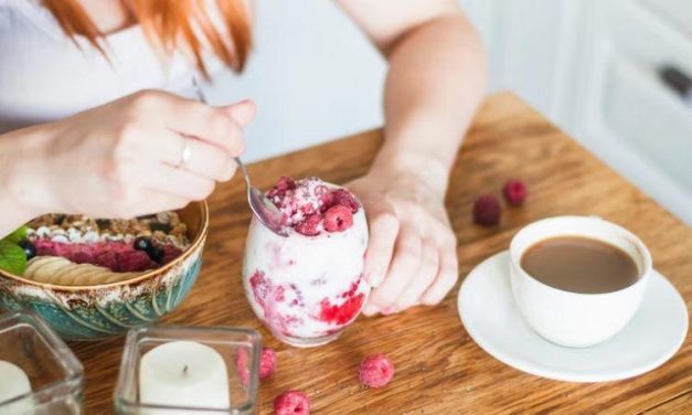Yogurt: Solusi Lezat Atasi Gas Berlebih Akibat Maag