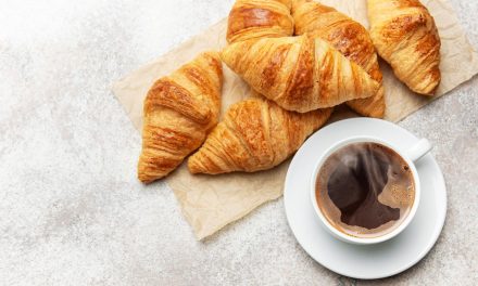 Croissant Renyah Berlapis, Rahasia Pastry Prancis Yang Mendunia
