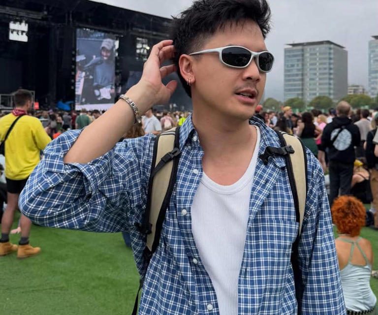 Momen Seru! Baskara Mahendra Nikmati Konser Primavera Sound