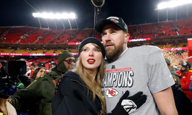 Cinta Yang Tumbuh Dari Musik Kisah Taylor Swift Dan Travis Kelce