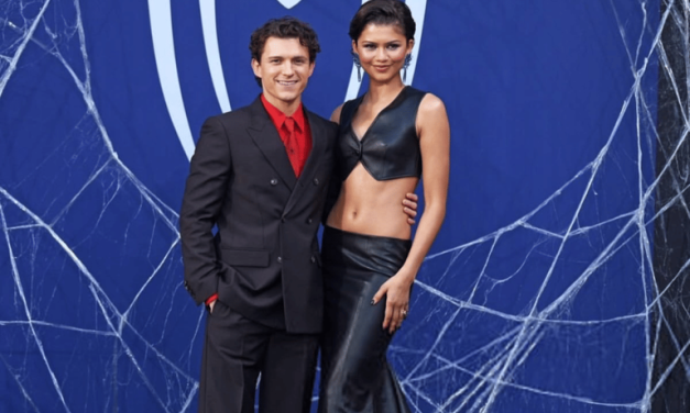 Tak Banyak Gaya, Tom Holland Dan Zendaya Jadi Couple Goals