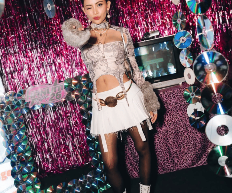 Bukan Outfit Biasa! Gaya Rachel Vennya Saat Hadiri Pesta
