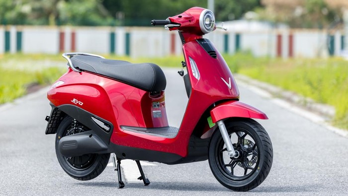 Makin Stylish! VinFast Evo Resmi Hadir, Skuter Listrik Retro