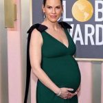 Kabar Bahagia! Hilary Swank Hamil Anak Ketiga Di Usia 52 Tahun