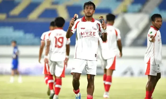 Jadi Pahlawan De Red FC! Super Supri Ingin Terus Cetak Gol